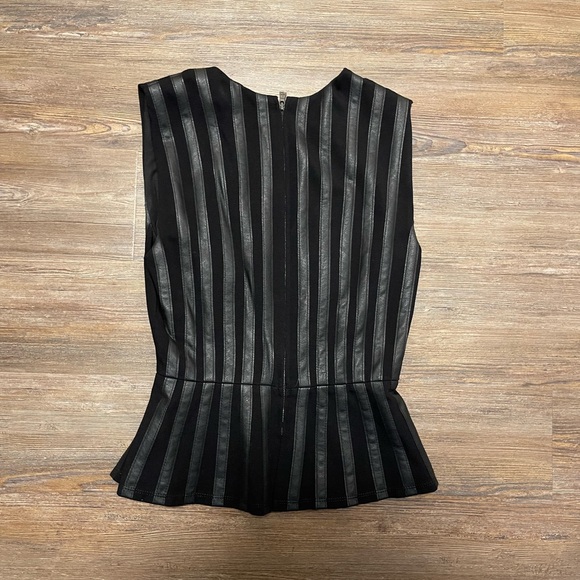BCBG sleeveless blouse with leather stripes down - Picture 3 of 3
